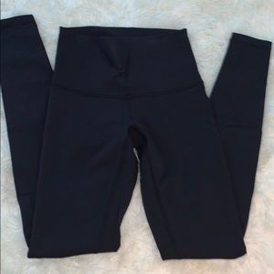 Black lululemon leggings
